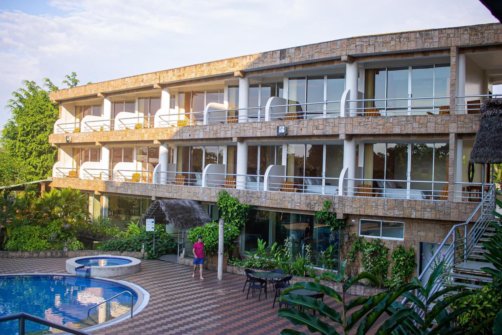 Gran Hotel De Lago - El Coca ปวยร์โตฟรานซิสโก เด โอเรยานา ภายนอก รูปภาพ